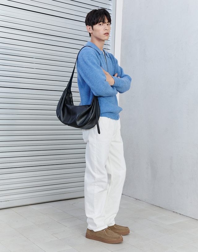 질스튜어트 뉴욕 질스튜어트 액세서리 남성 양가죽100% 블랙 숄더크로스백 2ways 착용컷