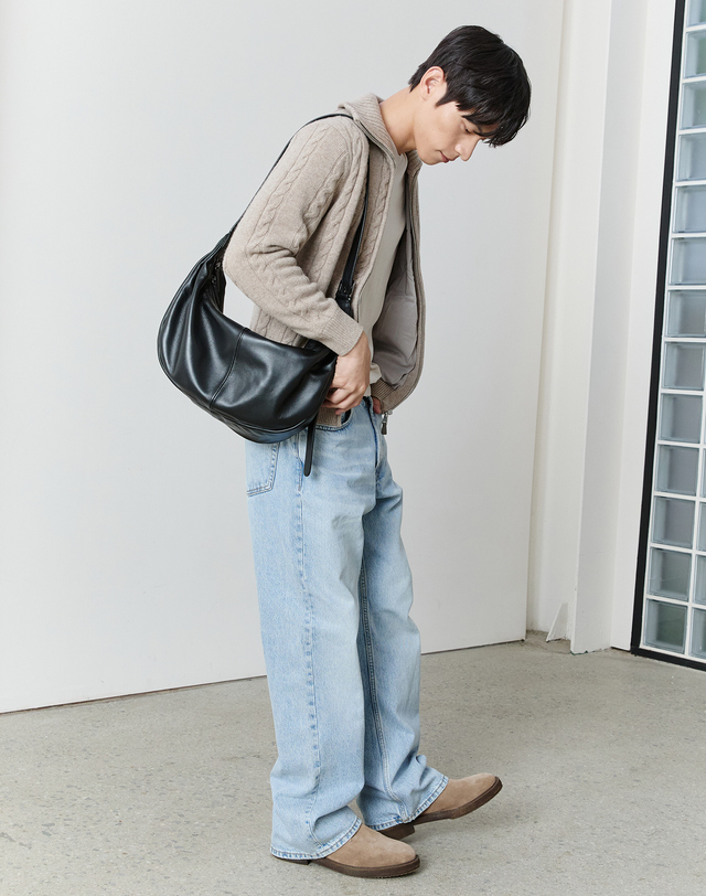 질스튜어트 뉴욕 질스튜어트 액세서리 남성 양가죽100% 블랙 숄더크로스백 2ways 착용컷