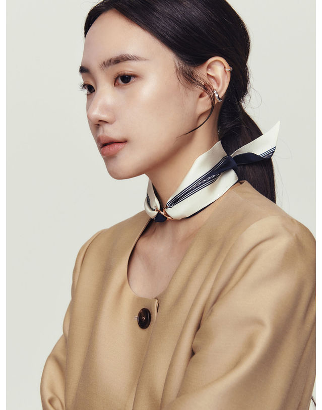 생럭슈 [24SS]레아 네이비 착용컷