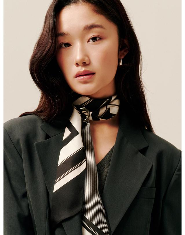 생럭슈 [26SS]에크루 블랙 착용컷