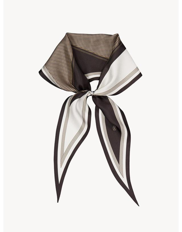 생럭슈 [26FW]루체 브라운 착용컷