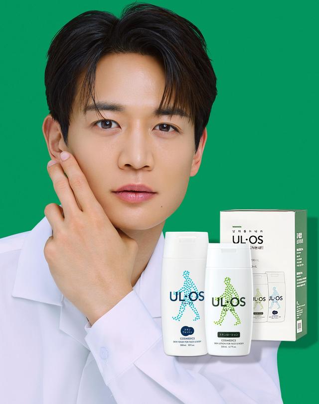 우르오스 우르오스 히어로 2종 세트 (스킨워시 300ml + 올인원200ml) 착용컷