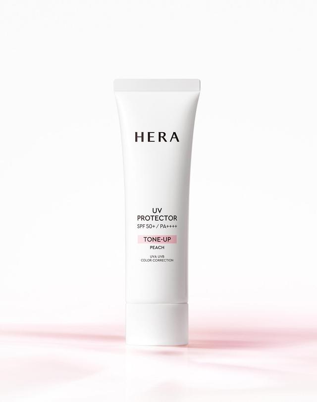 헤라 UV프로텍터 톤업SPF50+PA4+50ML X 2 +증정 착용컷