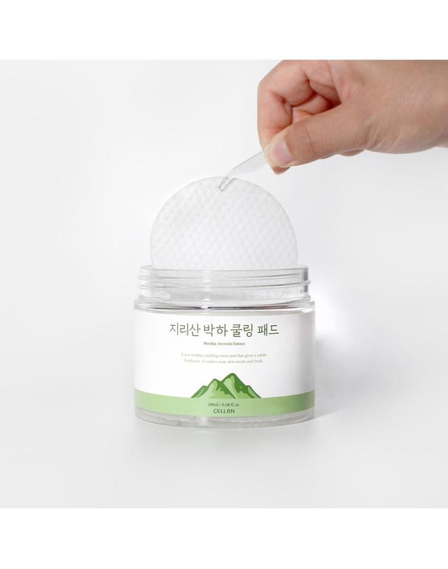 셀비엔 지리산 박하 쿨링패드 180ml(70매) 착용컷