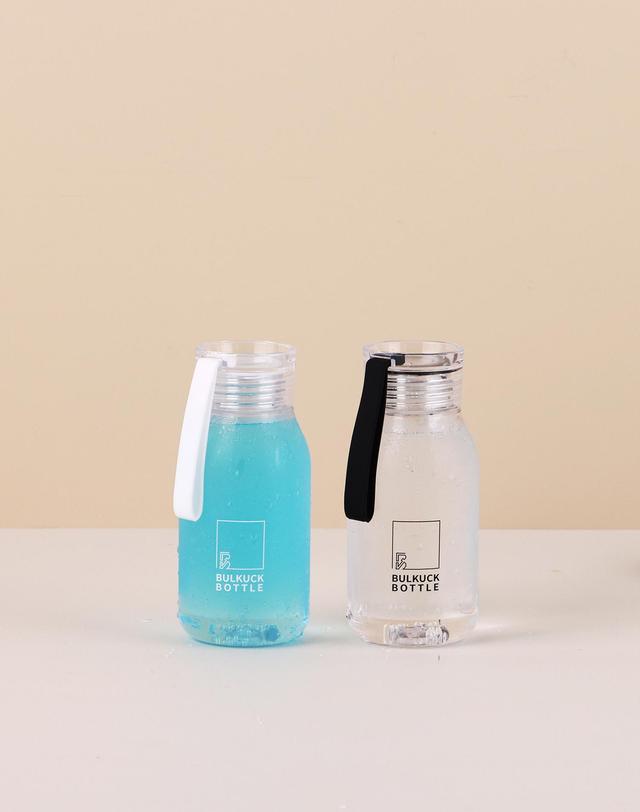 비프로젝트 BULKUCK 에코젠 런닝 보틀 300ml (스트랩 블랙) 착용컷