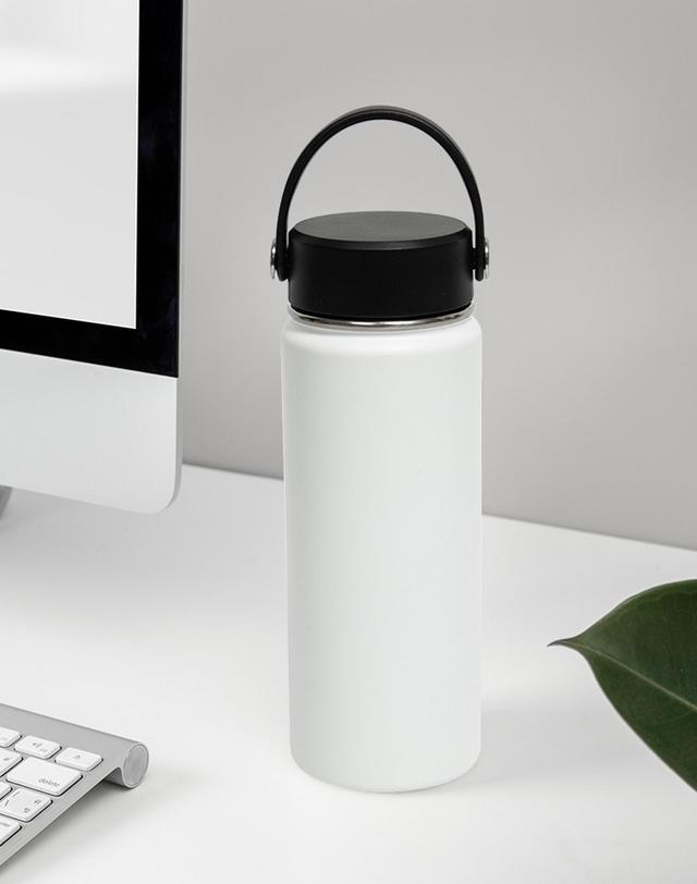 비프로젝트 바른락 탱크 진공 텀블러 540ml (화이트) 착용컷
