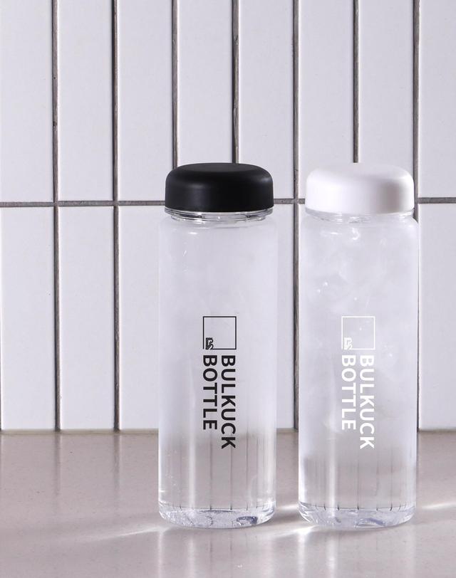 비프로젝트 BULKUCK 트라이탄 베이직 보틀 500ml 2종세트 착용컷