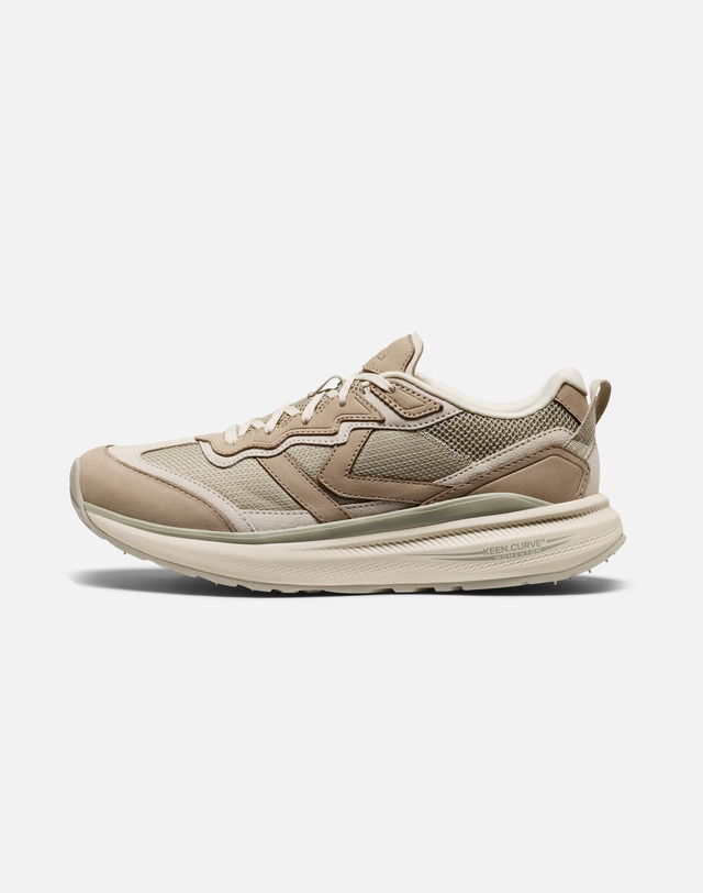 킨 [WK500 LEATHER] 밝은 베이지 남성 런닝화 착용컷