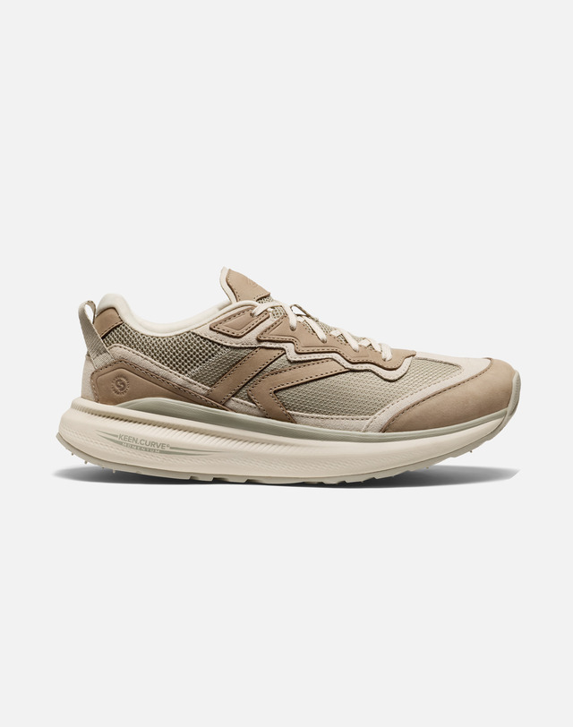 킨 [WK500 LEATHER] 밝은 베이지 남성 런닝화 착용컷