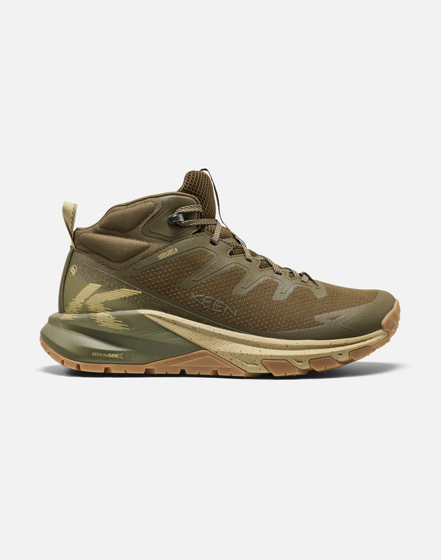 킨 [타기 APEX 미드 워터프루프] 진한 카키 남성 등산화 착용컷