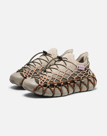 [KEEN x HENRIK VIBSKOV] [유니크 360] 진한 베이지 여성 슬립온
