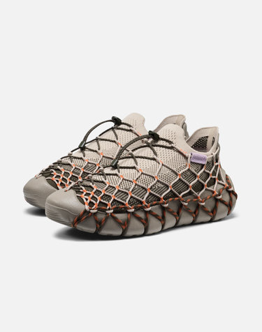 [KEEN x HENRIK VIBSKOV] [유니크 360] 진한 베이지 남성 슬립온
