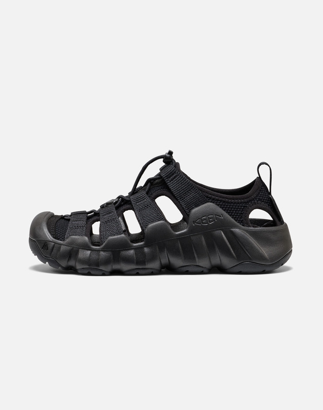 킨 [KEEN x SNOW PEAK] [하이퍼포트 H2] 블랙 여성 샌들 착용컷