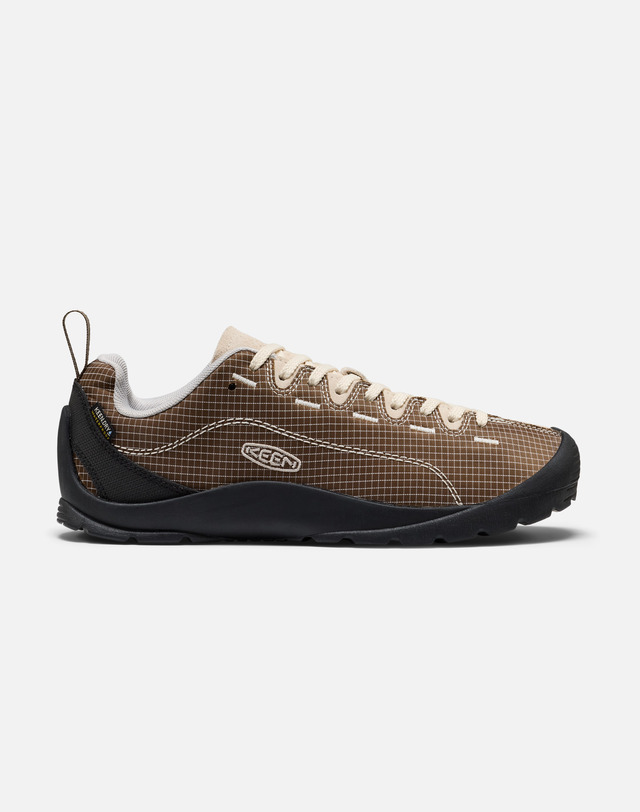 킨 [재스퍼 NYLON 워터프루프] 진한 브라운 여성 스니커즈 착용컷