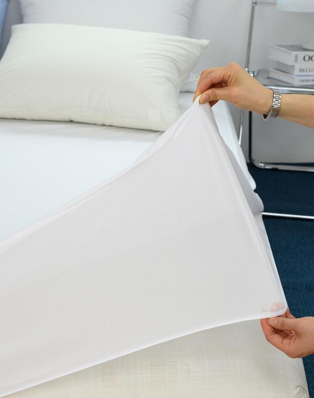 샤이닝홈 [샤이닝홈] 더블리 스웨트 생활방수 매트리스커버 (S/SS/Q/K) 4size 3컬러 착용컷