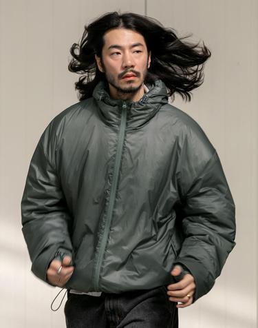 러기드하우스 : 미니멀 후디드 패딩 숏 점퍼 2컬러