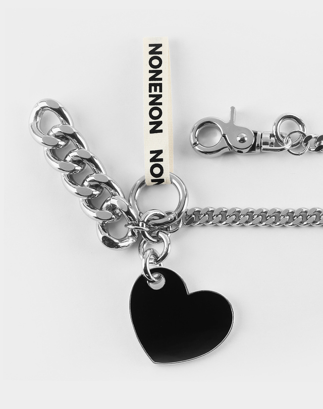 논논 FLAME LOVE KEYRING(BLACK)_L 착용컷