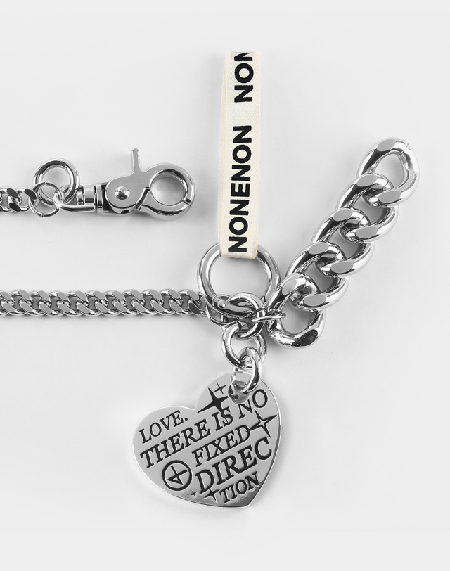 논논 FLAME LOVE KEYRING(BLACK)_L 착용컷