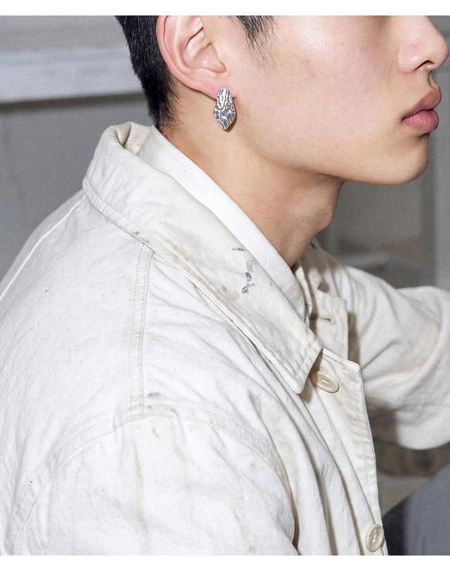 쿼르코어 4701.c1 EARRING 착용컷