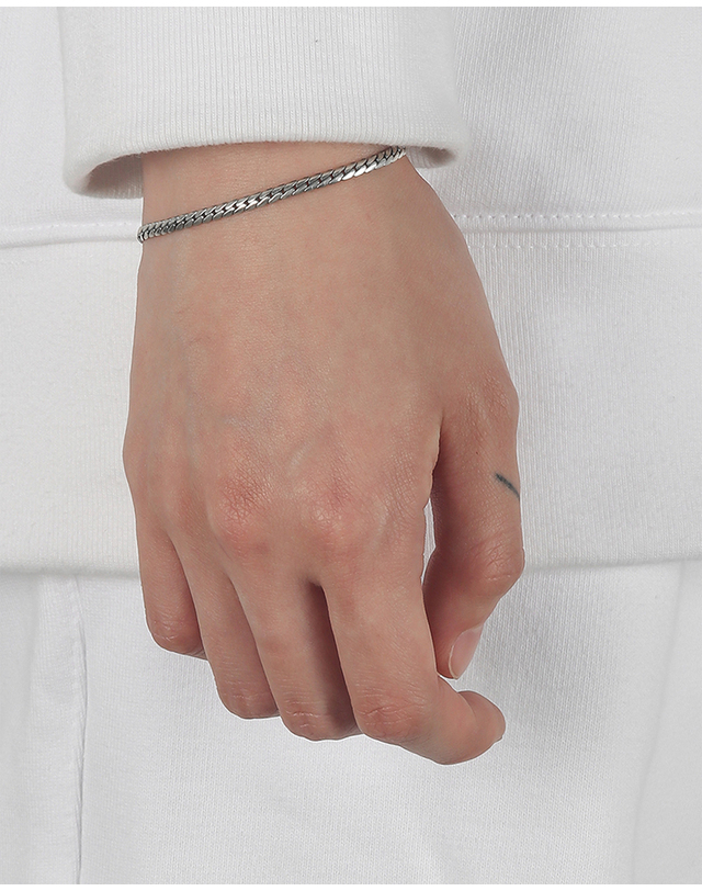 쿼르코어 9307 silver92.5 BRACELET 착용컷