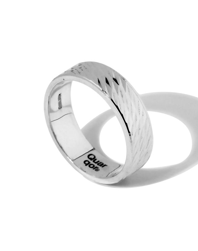 쿼르코어 7130 silver92.5 착용컷