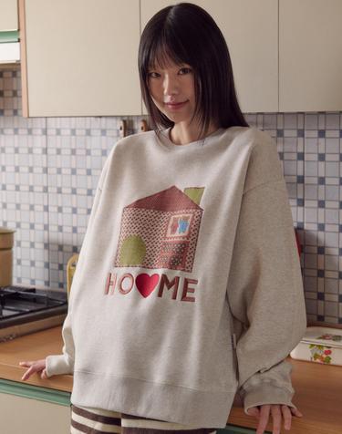 엠블러 남여공용 Sweet home 아플리케 자수 기모 맨투맨 티셔츠 AMM1323-오트밀