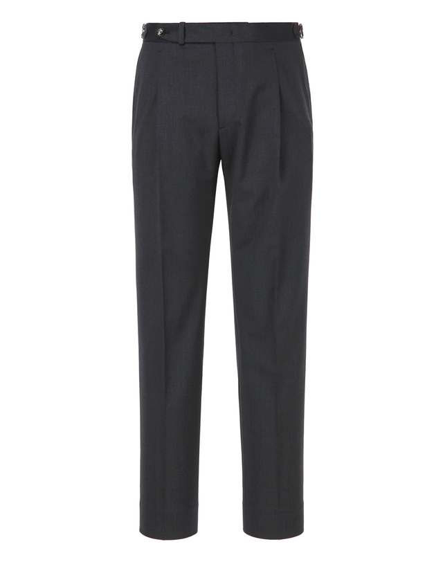 마에스트로 남성 그레이 울 블렌드 비즈니스 셋업 팬츠 (One Pleated Tapered Fit) 진한 그레이 착용컷
