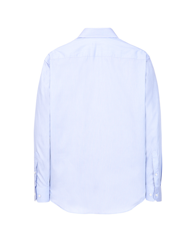 마에스트로 남성 [SOKTAS_NON IRON] 수입원단 레귤러핏 와이드카라 라이트네이비 스트라이프 드레스셔츠 밝은 네이비 착용컷