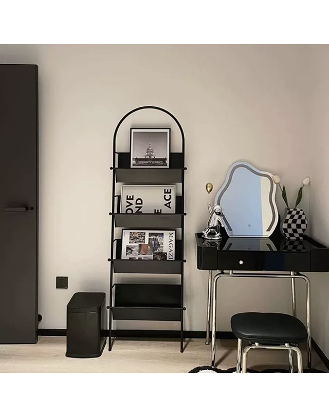 마레앤코 마레앤코 노르딕 디자인 메탈릭 인테리어 수납선반 MAG 착용컷