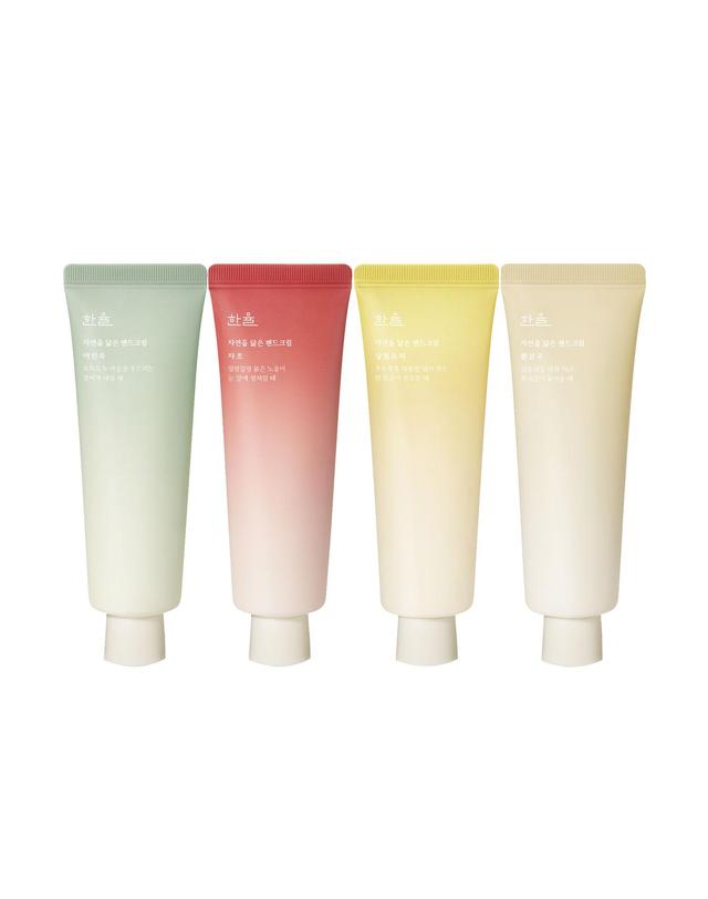 한율 자연을 닮은 핸드크림 50ml (4종 택1) 착용컷