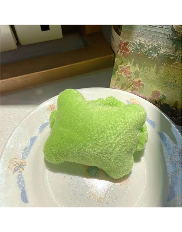 브리스크스타일 편안한 베개 모양 손목 쿠션 착용컷