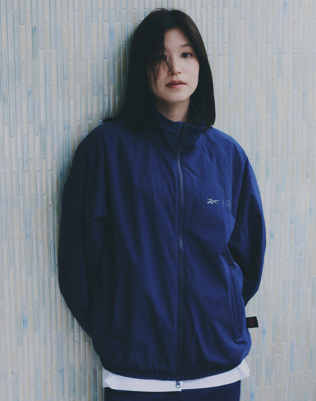 리복 [리복x발란사] 우븐 트랙 자켓 - 네이비 착용컷