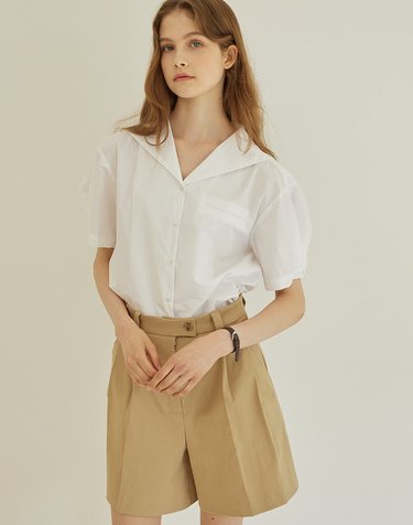 Two-Tuck A-line Shorts - Sand Beige