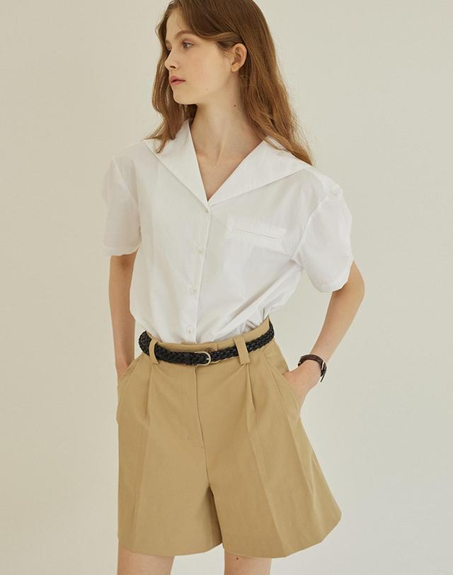 논로컬 Two-Tuck A-line Shorts - Sand Beige 착용컷