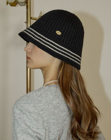 Three Stripe Knit Bucket Hat - Black
