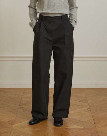 One-Tuck Baggy Pants - Black