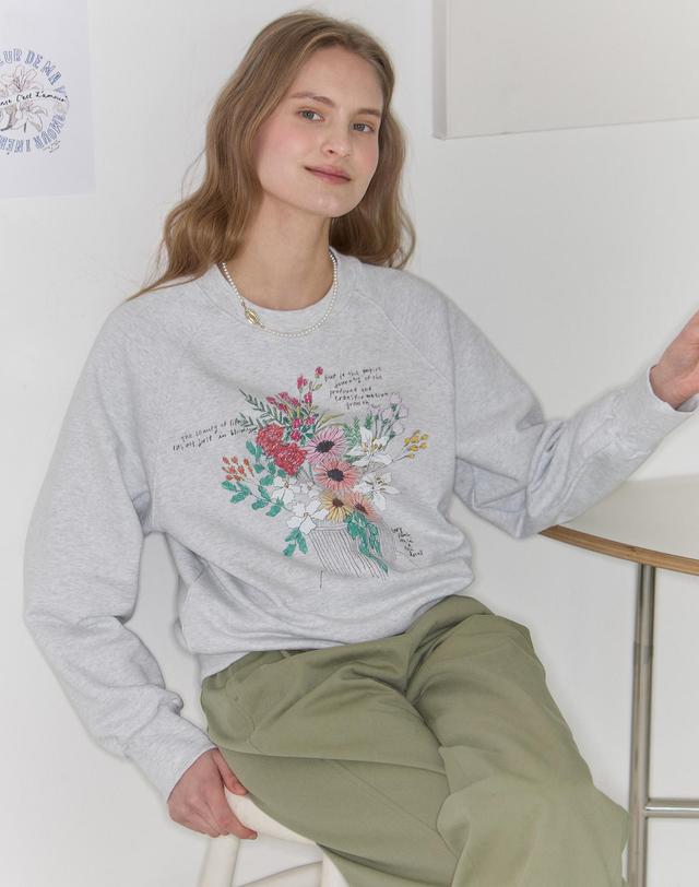 논로컬 [논로컬 X 이하여백] Vase Hand Drawing Sweatshirt - Light Grey 착용컷