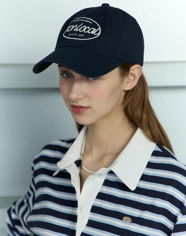 논로컬 Logo Embroidery Ball Cap - Navy 착용컷