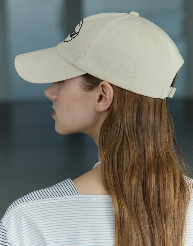 논로컬 Logo Embroidery Ball Cap - Beige 착용컷
