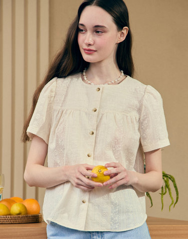 Julia Lace Embroidery Blouse - Cream