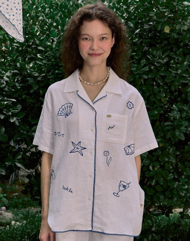 [논로컬 X 이하여백] Seaside Embroidery Half Sleeve Shirt - White