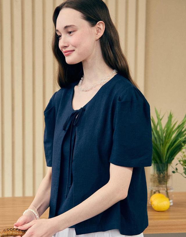 논로컬 Linen Half Sleeve Cardigan - Navy 착용컷