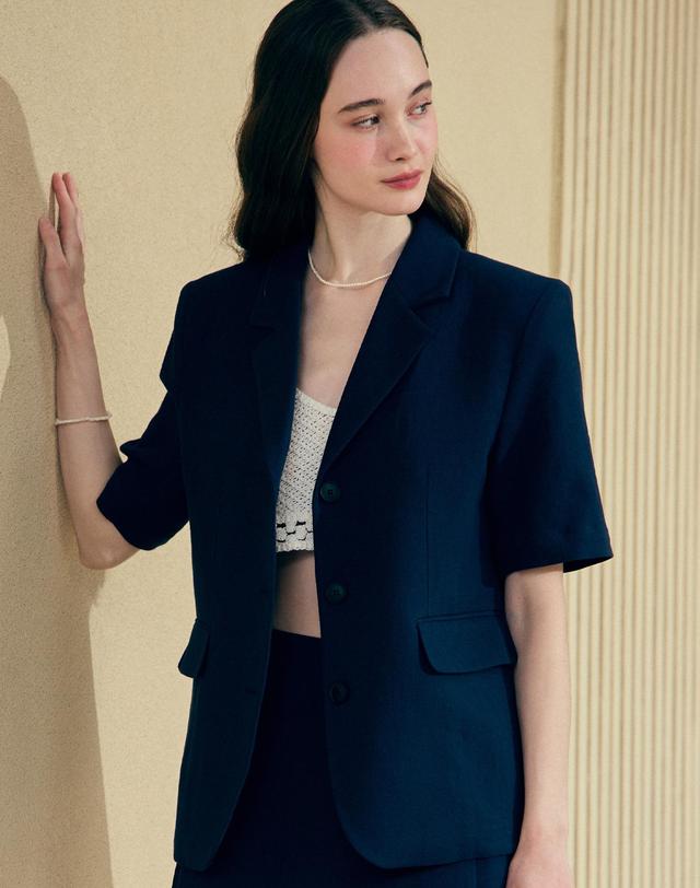 논로컬 Linen Half Sleeve Jacket - Navy 착용컷