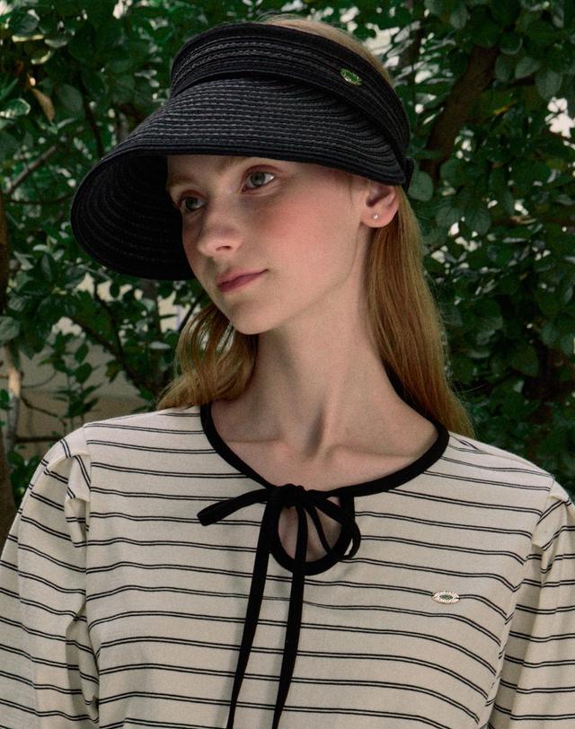 논로컬 Gold Label Point Rattan Sun Visor - Black 착용컷