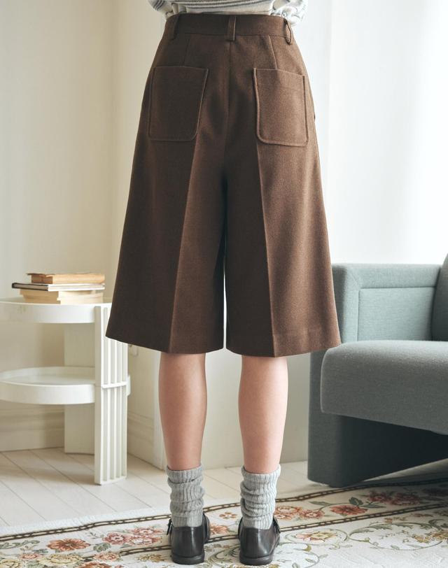논로컬 Classic Bermuda Pants - Brown 착용컷