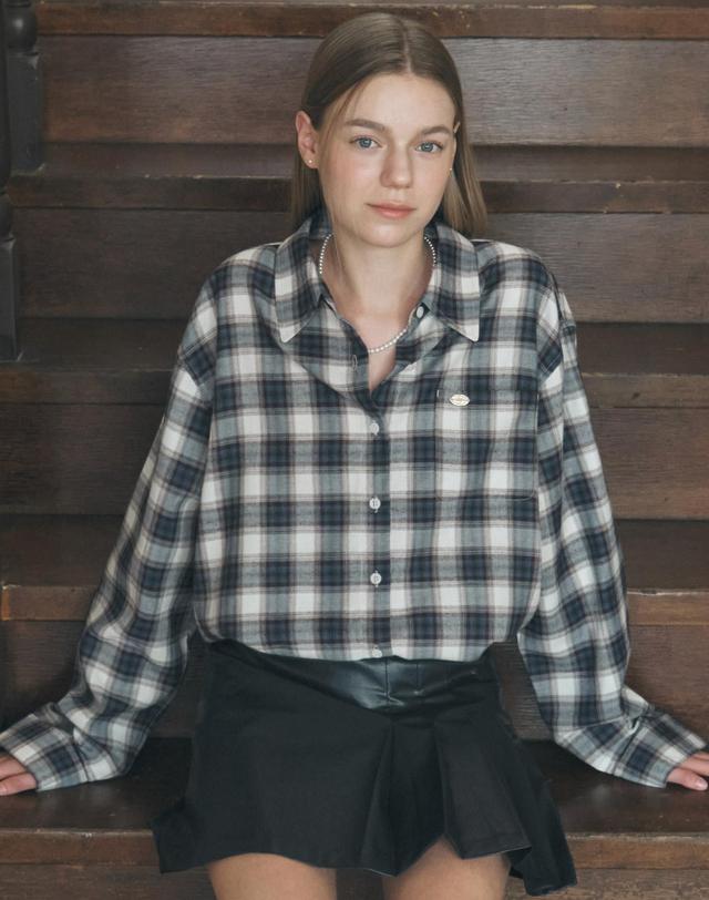 논로컬 Oversize Checked Shirt - Burgundy Navy 착용컷