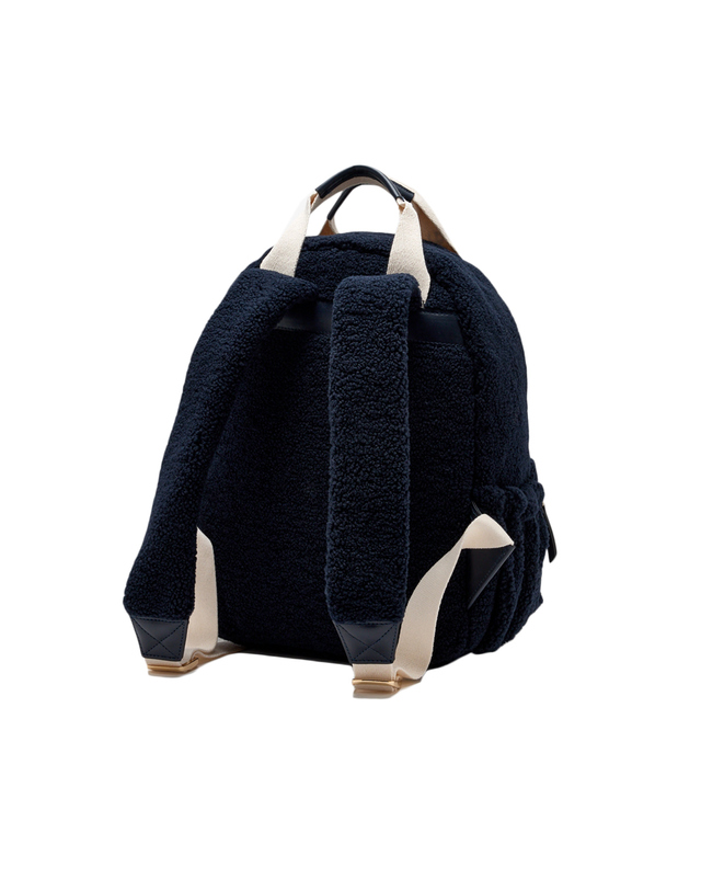 끌로에 25FW 키즈 로고 플리스 백팩 네이비 C20687 859 착용컷
