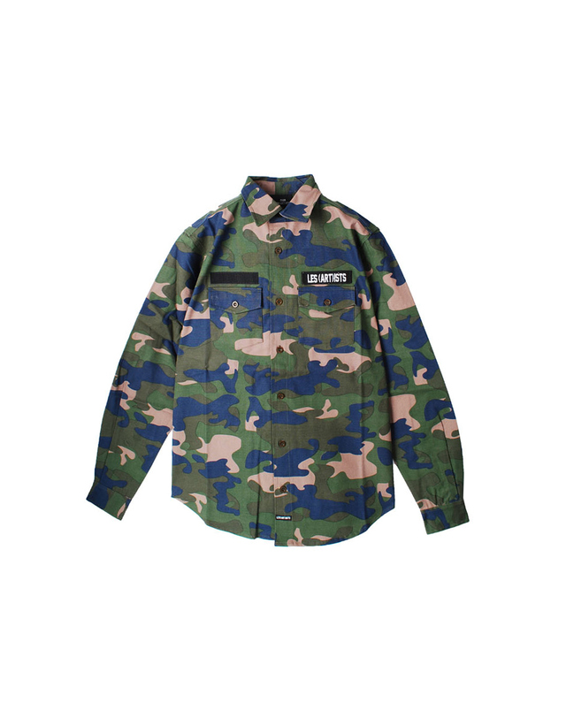 레스아티스트 로고 패치 캔버스 셔츠 카모 LA04SCV26CAMO 착용컷