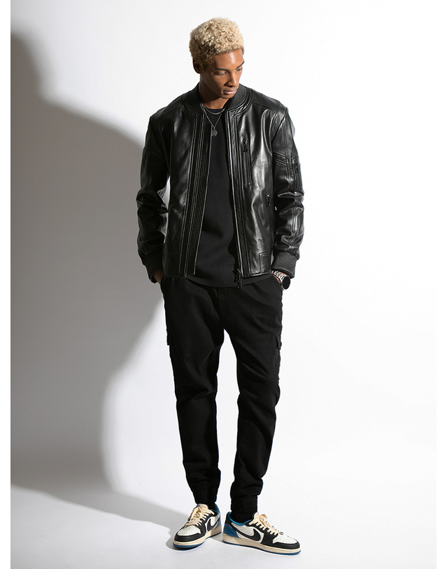 스트라이크 에스티알 릴랙스 카고 조거팬츠 Str Relax Cargo Joggers (BLACK) 착용컷