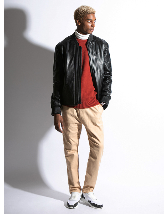 스트라이크 에스티알 릴랙스 캐주얼 치노즈 Str Relax Casual Chinos (BEIGE) 착용컷